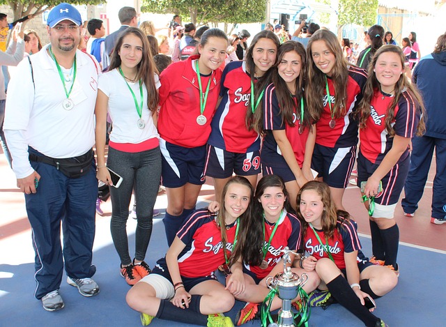 设计得既充 设计得既充